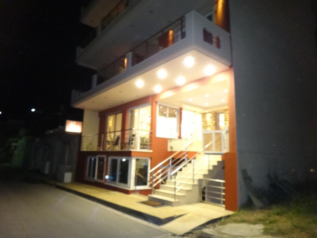 9 Queens Spa Hotel Loutra Edipsou  Exterior foto