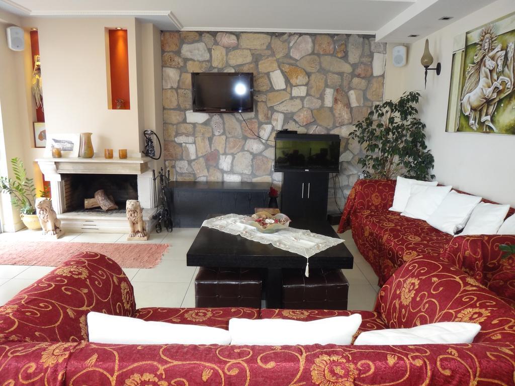 9 Queens Spa Hotel Loutra Edipsou  Exterior foto