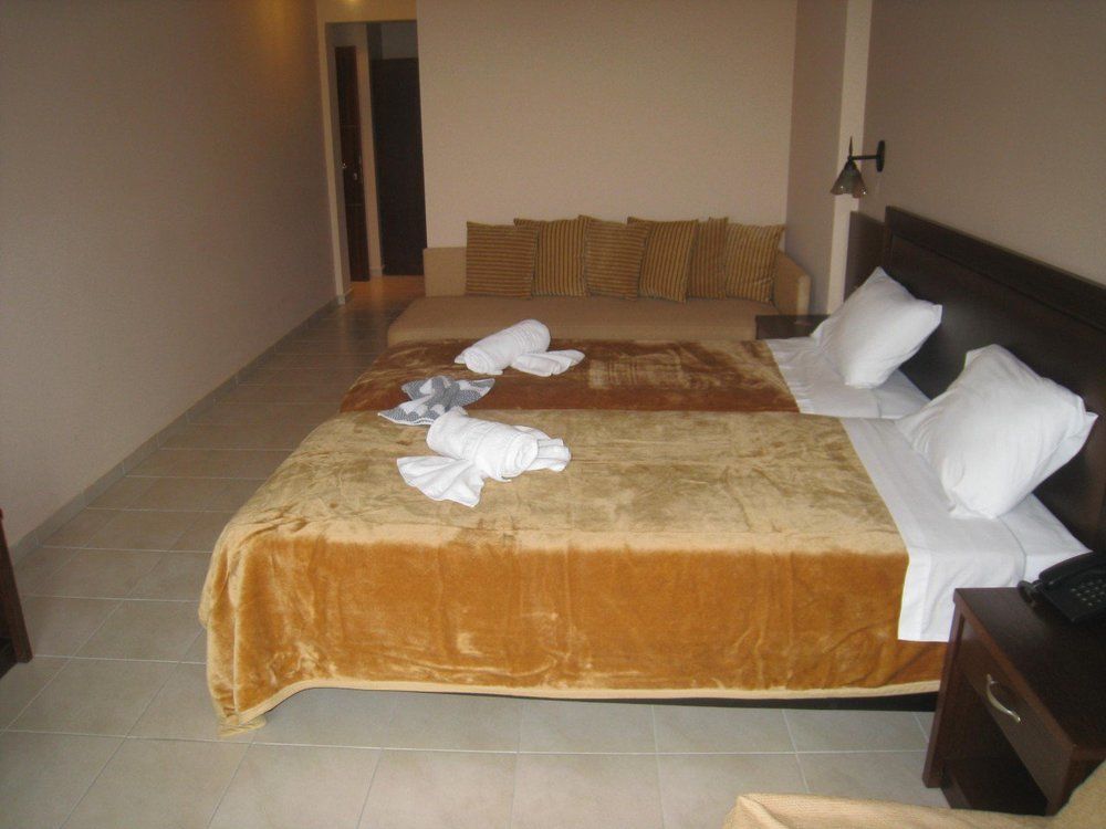 9 Queens Spa Hotel Loutra Edipsou  Exterior foto