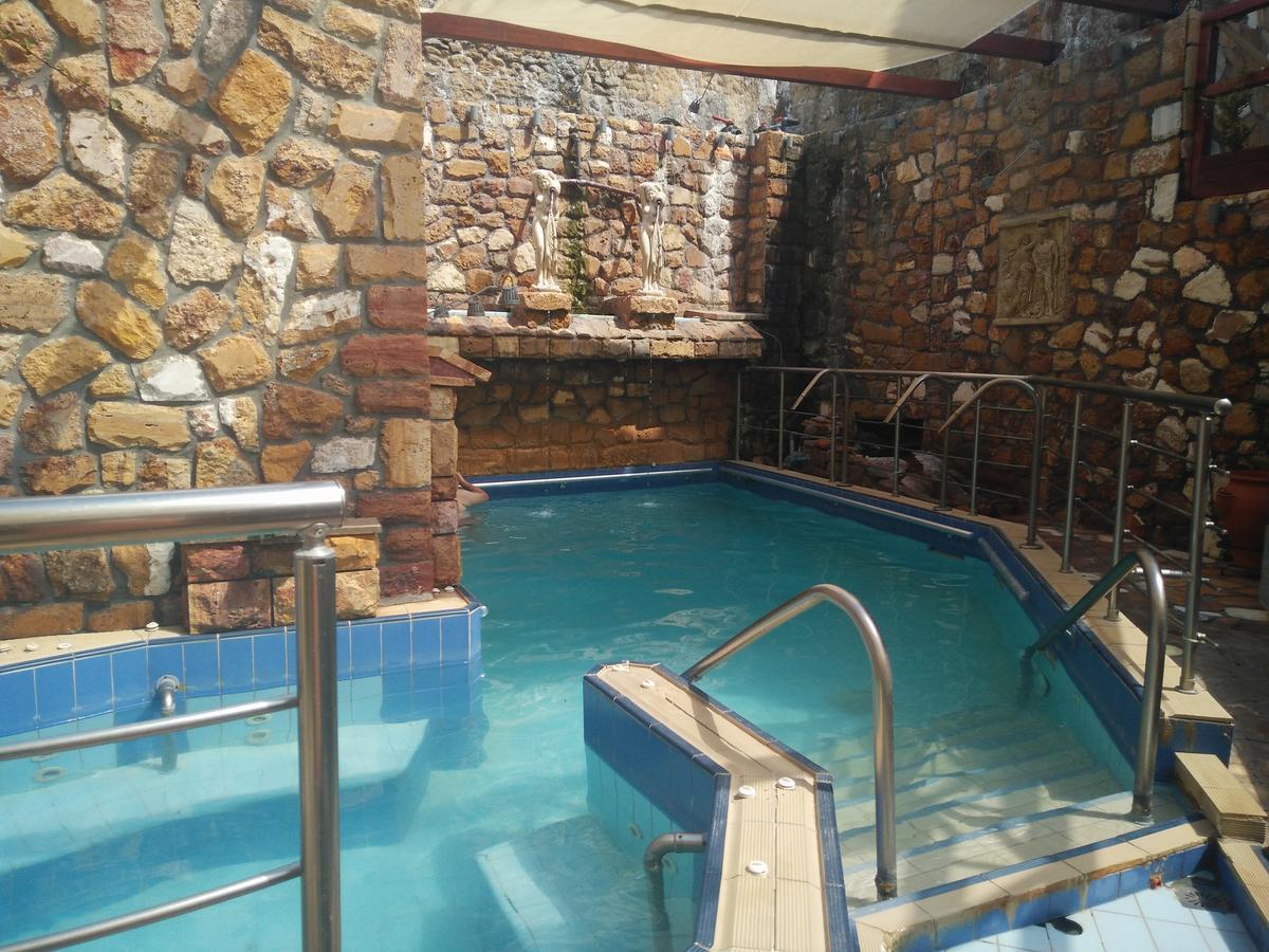 9 Queens Spa Hotel Loutra Edipsou  Exterior foto