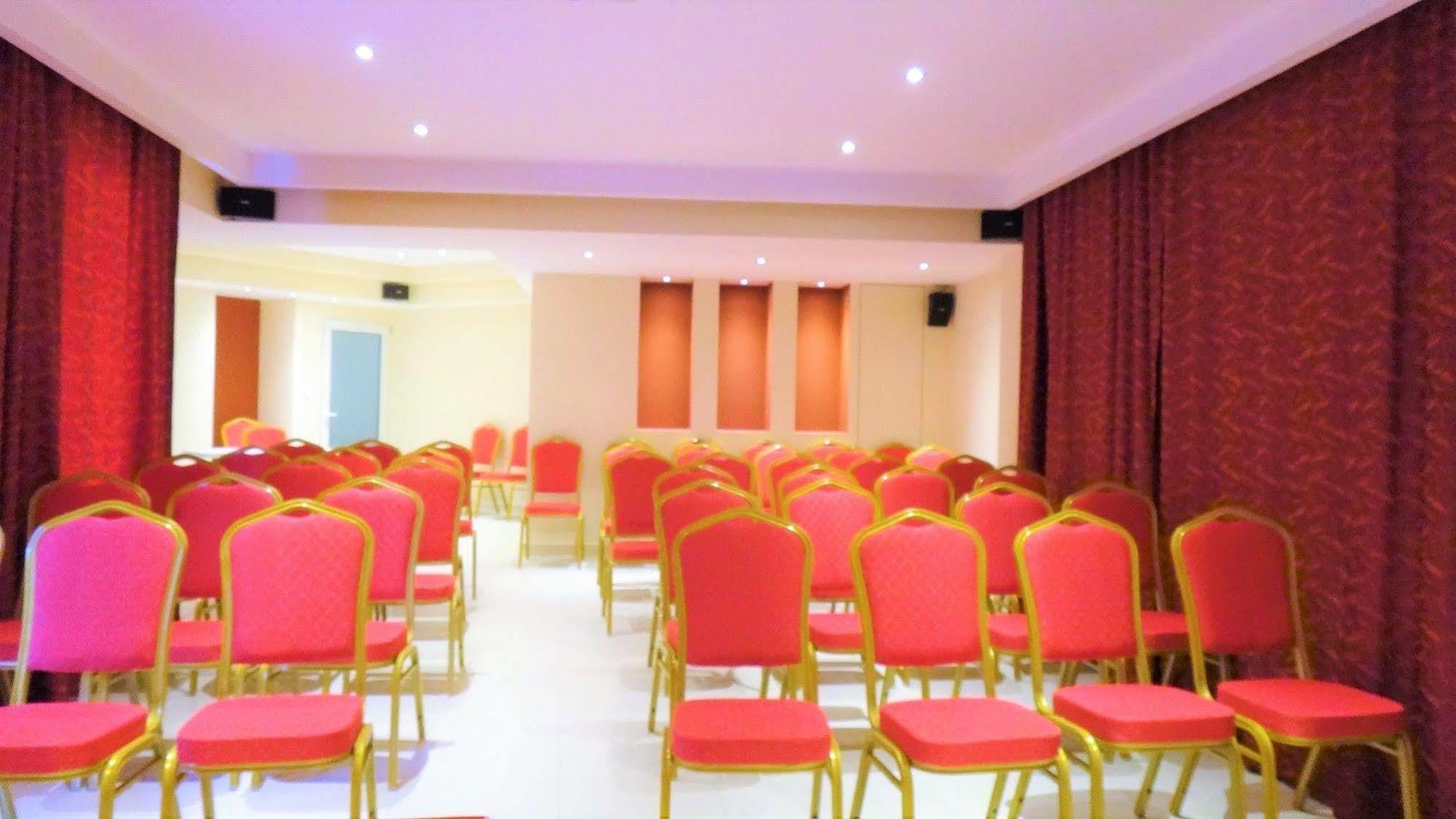9 Queens Spa Hotel Loutra Edipsou  Exterior foto