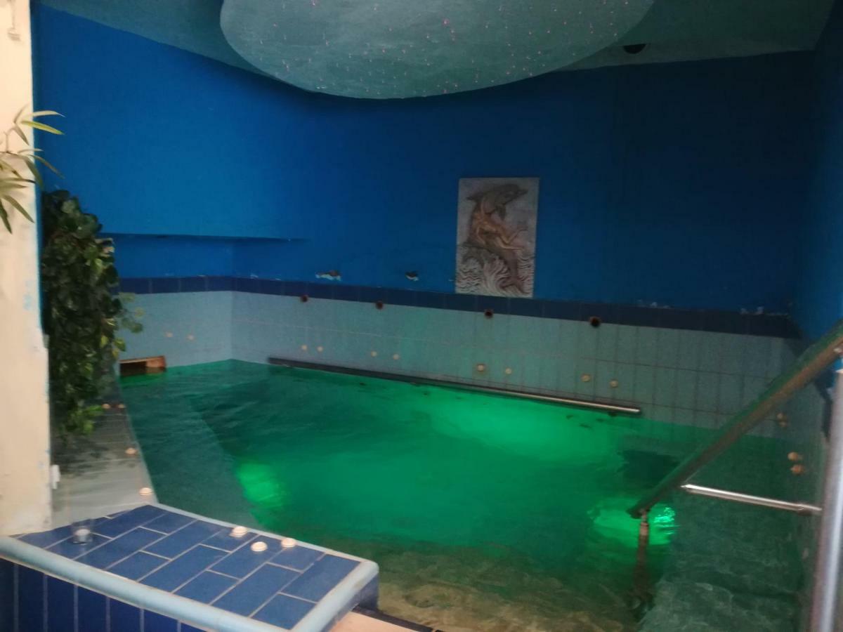 9 Queens Spa Hotel Loutra Edipsou  Exterior foto